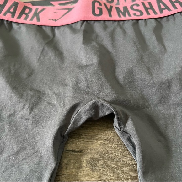 Gymshark Gray Seamless Crops - Picture 3 of 8